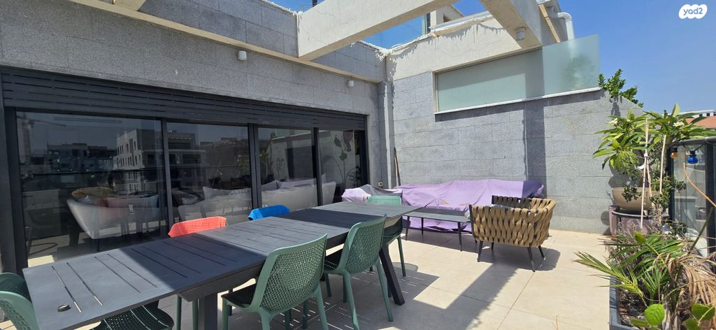 גג/ פנטהאוז, הרב אוורבוך, הדר, רמת השרון