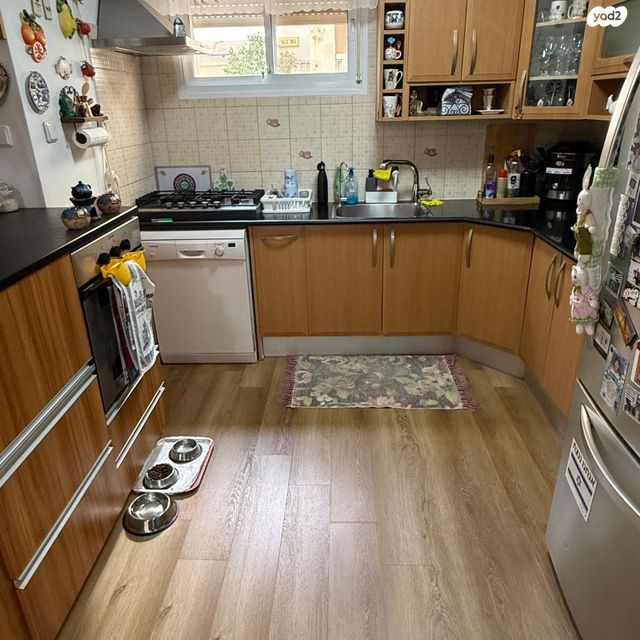 דו משפחתי, נשר, מעוף, ערד