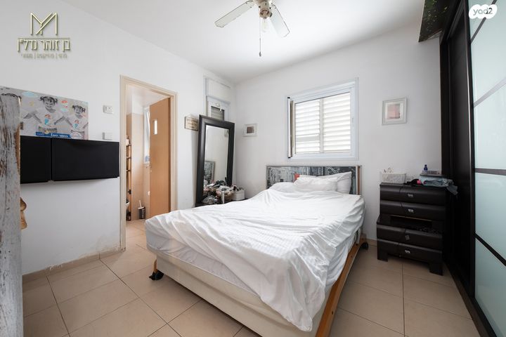 דירה, הר הצופים 7, רחובות ההולנדית, רחובות