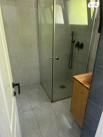 דירה, אבן עזרא, חיפה