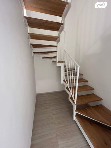 גג/ פנטהאוז, עיר, מרכז העיר, נהריה