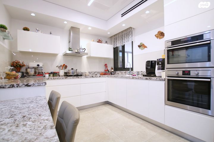 דירה, משכנות האומנים, קרית מוצקין