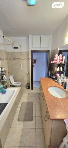 דירה, יריחו 16, קרית שרת מערב, חולון