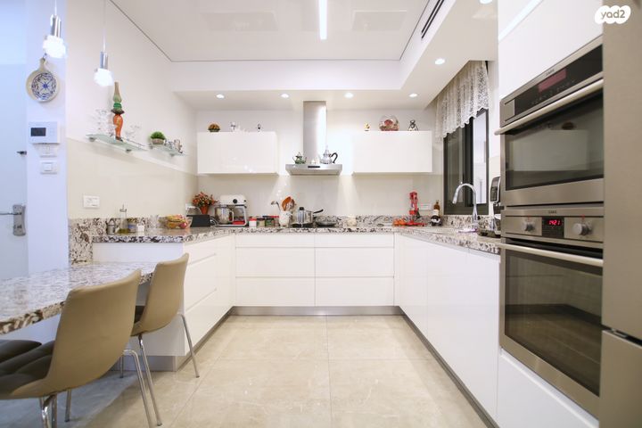 דירה, משכנות האומנים, קרית מוצקין