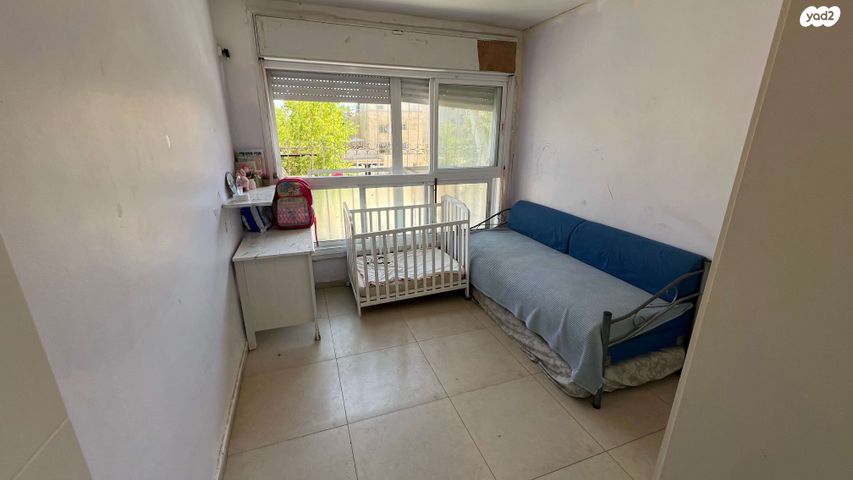 דירה, ראובן מס, רמות, ירושלים