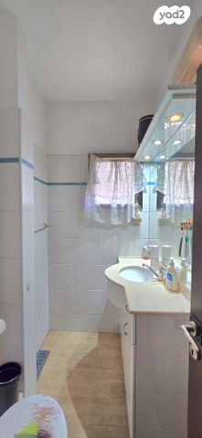 דירה, יריחו 16, קרית שרת מערב, חולון