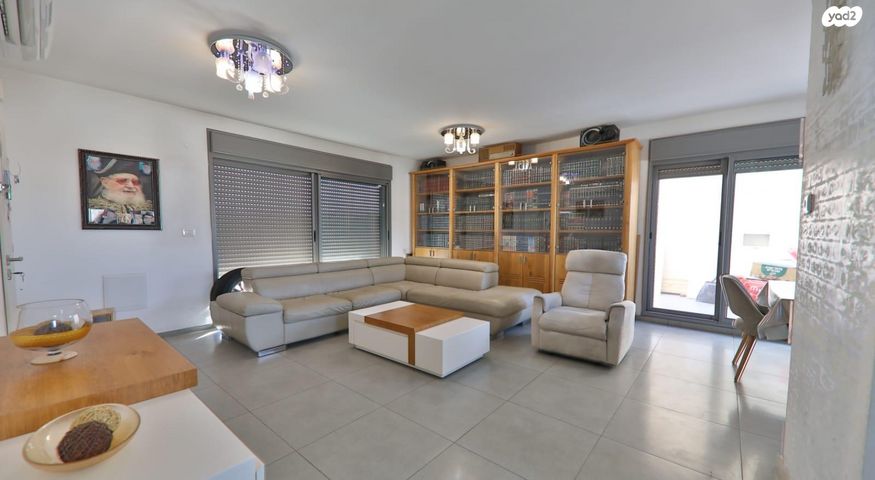 גג/ פנטהאוז, הרב שלום סלח, מרכז העיר, קרית אתא