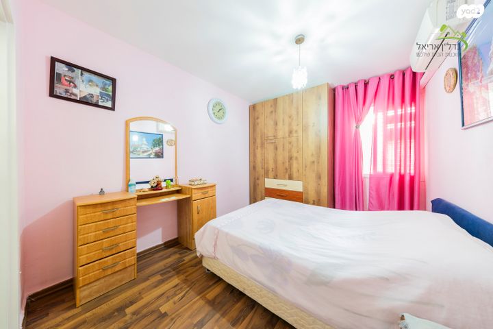 דירת גן, הפסגה 40, אריאל