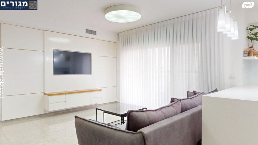 דירה, מלחמת ששת הימים, נווה אליאס, טירת כרמל