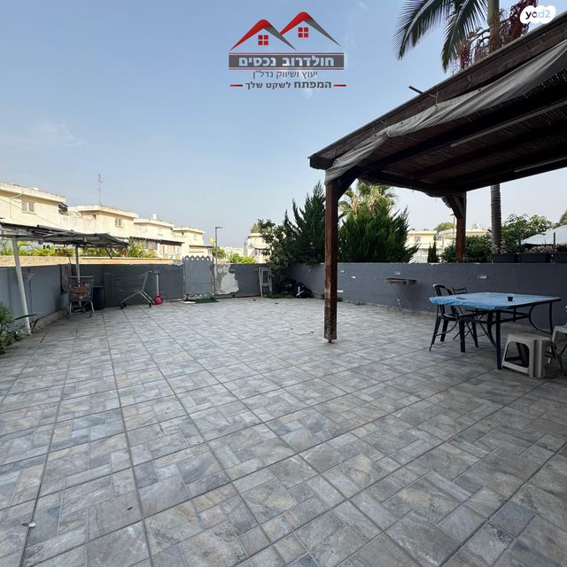 דירה, שדרות הורדים 25, גן שמואל, קרית מלאכי