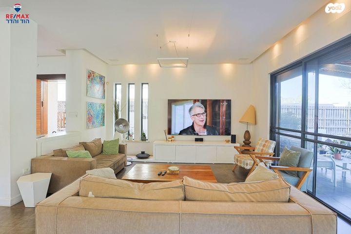 בית פרטי/ קוטג', חמנית, מתחם 19 - 20 (מתחם הפרחים), הוד השרון