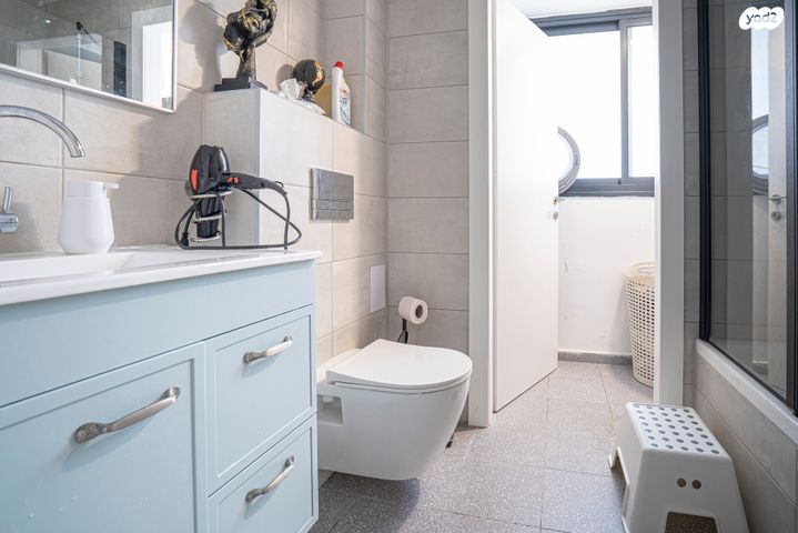 דירה, מתחם 1200, הוד השרון