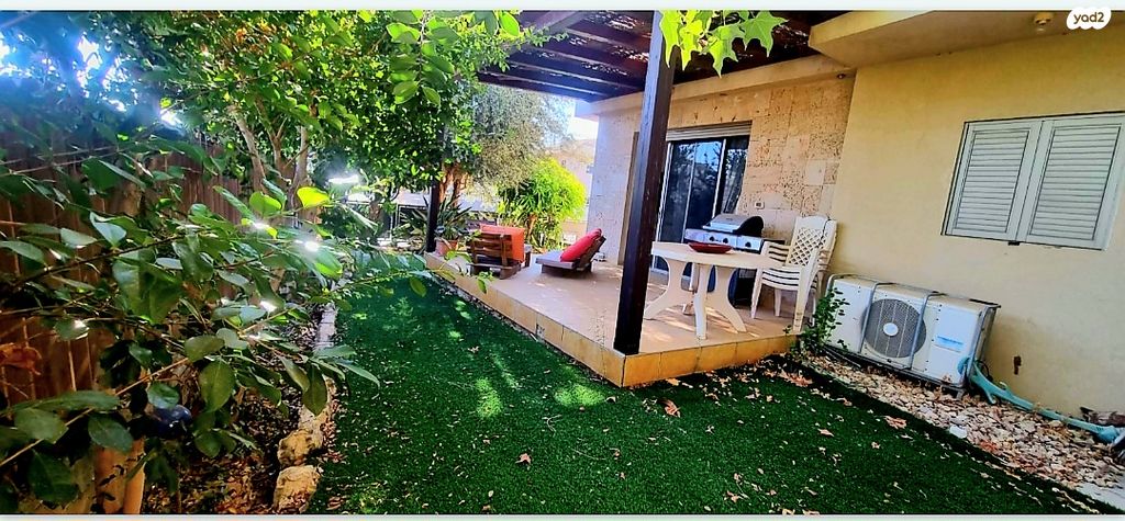 נאות הראשונים