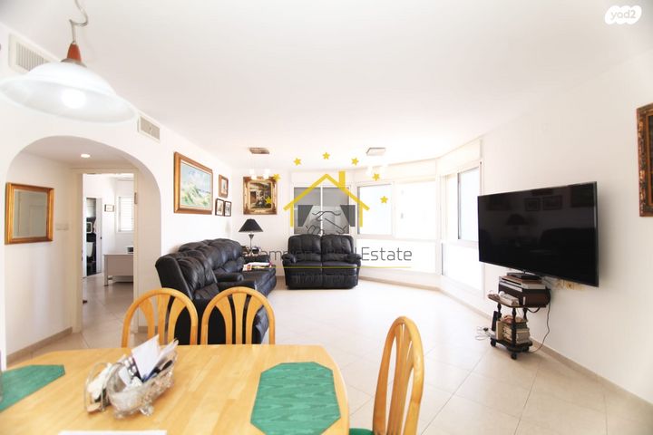 דירה, שדרות ניצה, צפון מערב מרכז העיר, נתניה