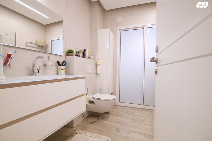 דירה, משכנות האומנים, קרית מוצקין