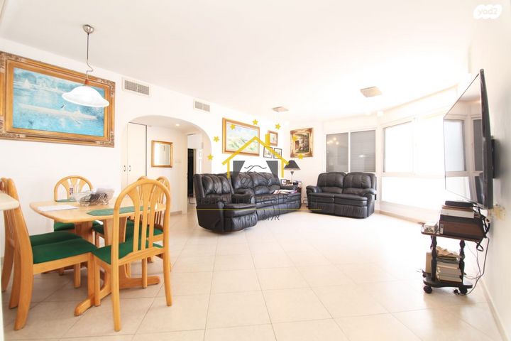 דירה, שדרות ניצה, צפון מערב מרכז העיר, נתניה