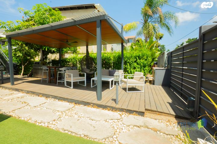 דו משפחתי, אבא אחימאיר, שכונת הותיקים, רמת גן