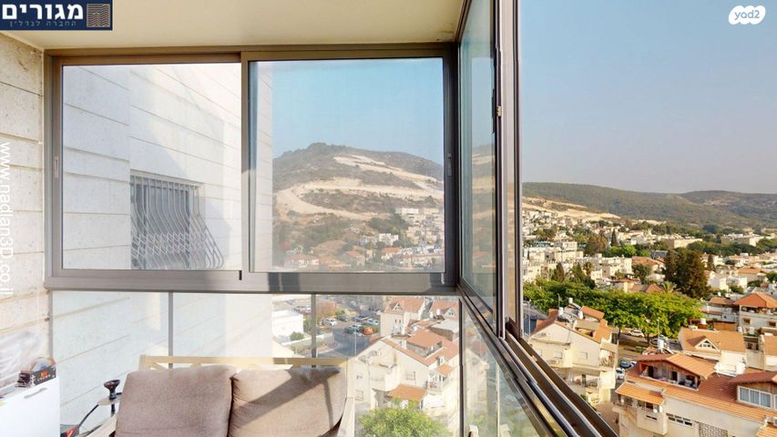 דירה, מלחמת ששת הימים, נווה אליאס, טירת כרמל