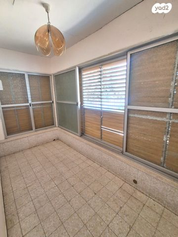 בית פרטי/ קוטג', הרמב"ם, המרכז האזרחי, רמלה