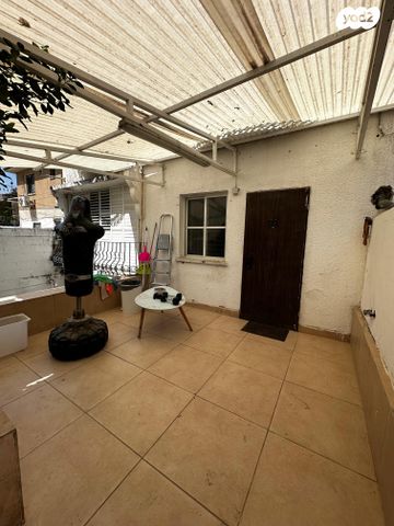 דירת גן, בניהו 33, רמת גן