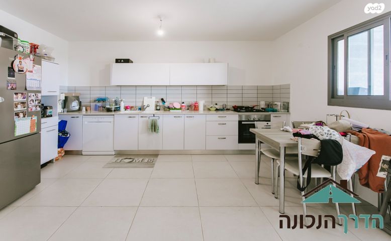 דירה, דודו דותן, הרקפות, ראשון לציון