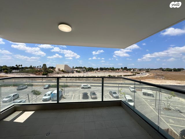 דירה, כרמי הנדיב, אחוזת רוטנר, קרית מלאכי