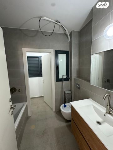 דירה, כרמי הנדיב, אחוזת רוטנר, קרית מלאכי