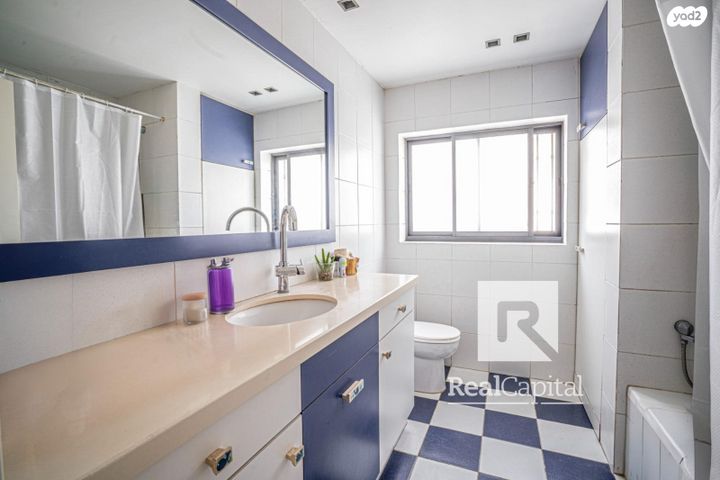 בית פרטי/ קוטג', קרית יערים, רמת השרון