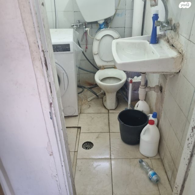 דירה, שדרות רש"י 10, קיבוץ גלויות, קרית מלאכי