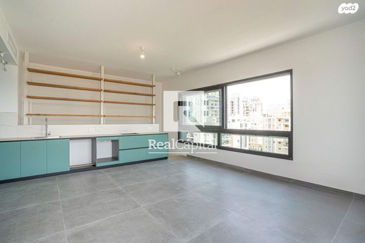 גג/ פנטהאוז, אלון, רמת השרון