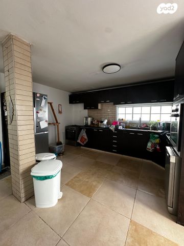 דירת גן, בניהו 33, רמת גן