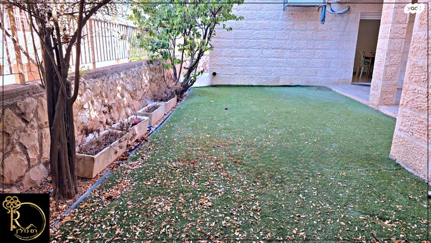 דירת גן, מצפה נבו, מצפה נבו, מעלה אדומים