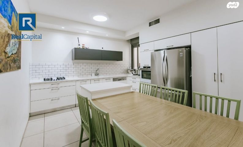 דירה, הרצל 10, מגדיאל, הוד השרון