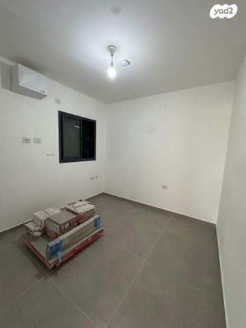 דירה, כרמי הנדיב, אחוזת רוטנר, קרית מלאכי