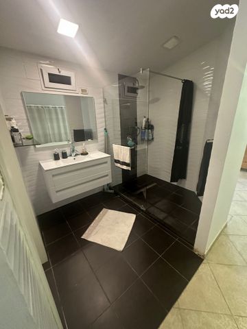 בית פרטי/ קוטג', ורד, באר שבע