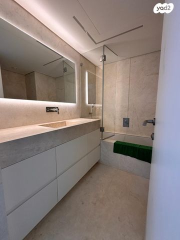 דירה, הירקון 99, תל אביב יפו