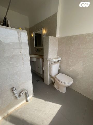 דירה, מצפה נבו, מצפה נבו, מעלה אדומים