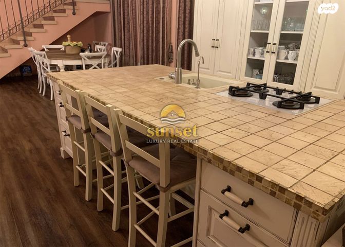 בית פרטי/ קוטג', הרקיע, הגולף, קיסריה