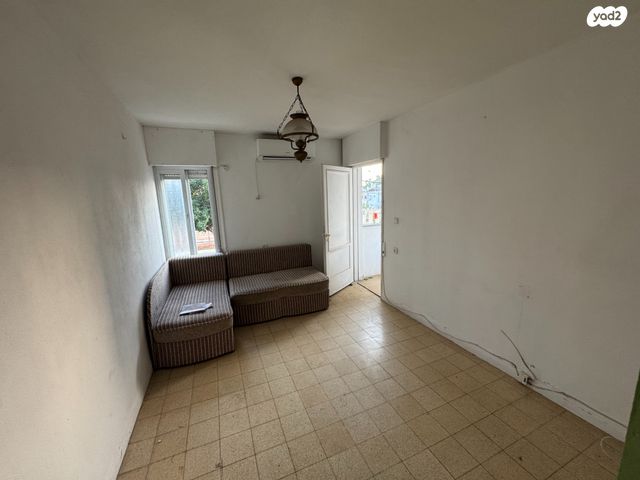 דירה, שדרות הנרייטה סולד 27, קרית ים