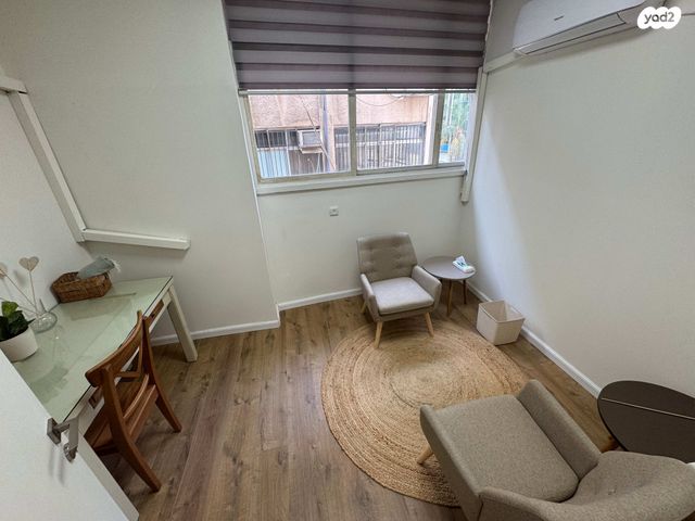 משרדים, בצלאל, בורסה, רמת גן