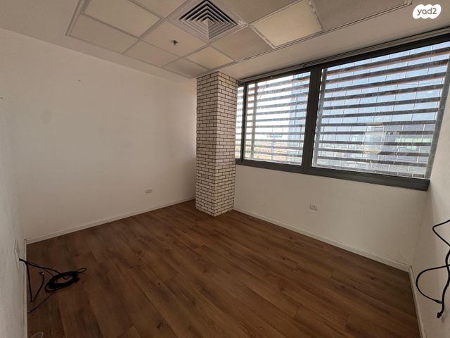 משרדים, יוסף לישנסקי, מב"ת מערב, אזור תעשייה חדש, ראשון לציון