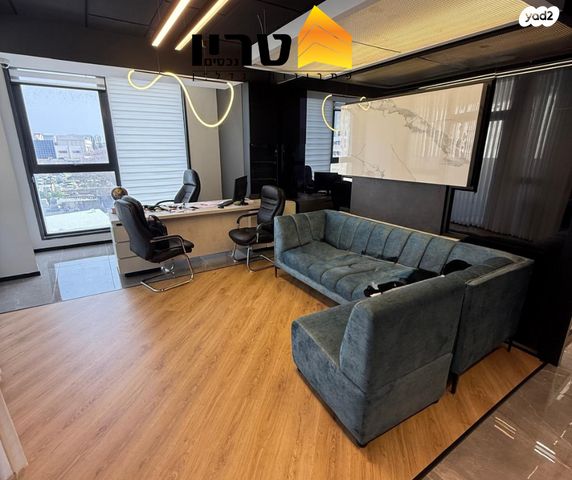 משרדים, עפולה