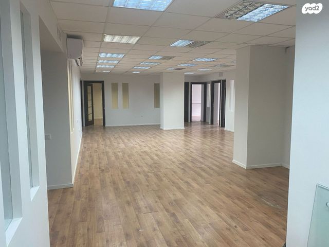 דרך מנחם בגין 