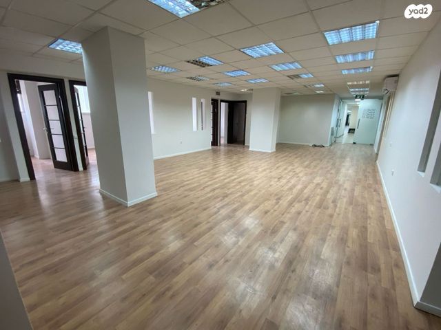 משרדים, דרך מנחם בגין, גני שרונה, קרית הממשלה, תל אביב יפו