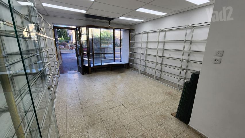 חנויות/ שטח מסחרי, רסקו א', חולון