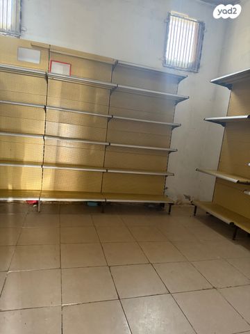 חנויות/ שטח מסחרי, בן עמי, עכו