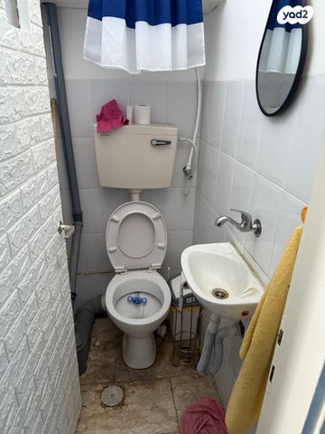 חנויות/ שטח מסחרי, גיבורי סיני, עכו