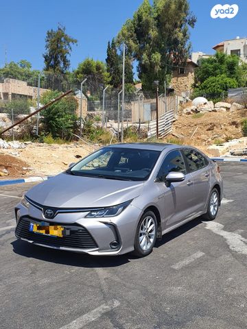 טויוטה קורולה