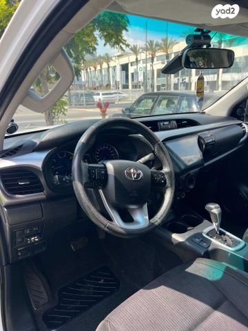 טויוטה היילקס