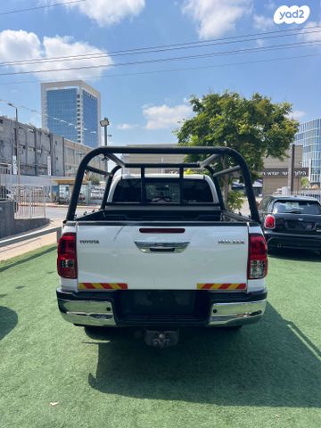 טויוטה היילקס